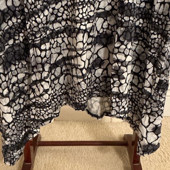 Ruby Rd. Monochrome Textured Tunic - Picture 3 of 4